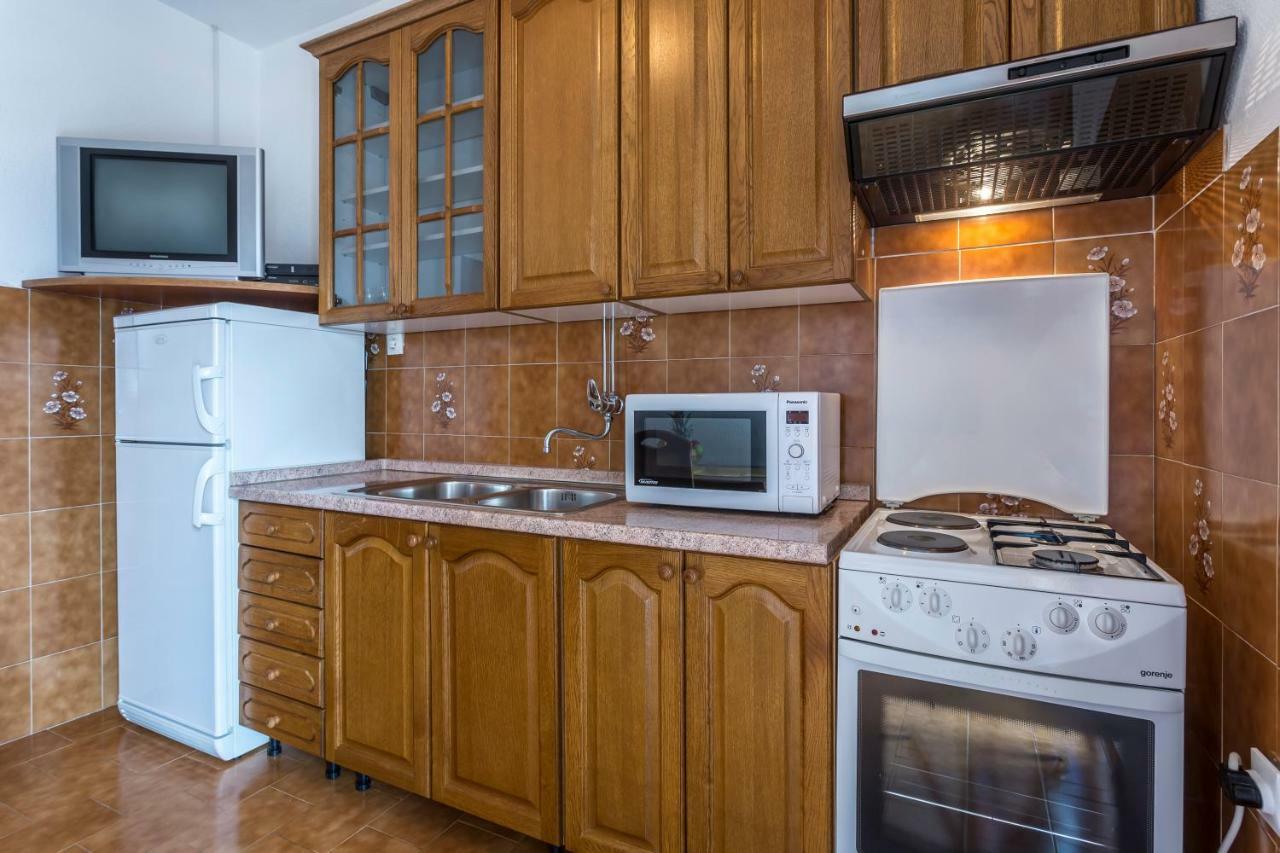 Apartmani Bezma Bol Luaran gambar