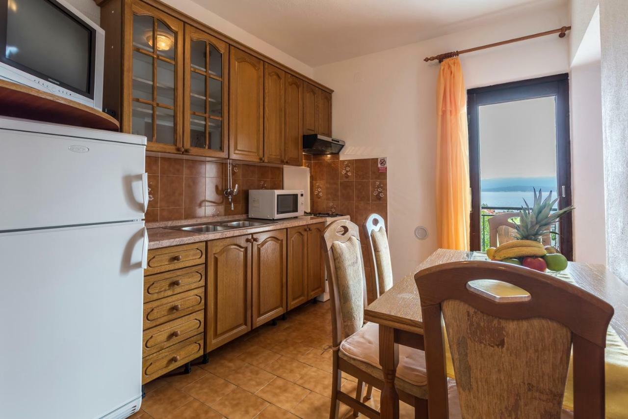 Apartmani Bezma Bol Luaran gambar