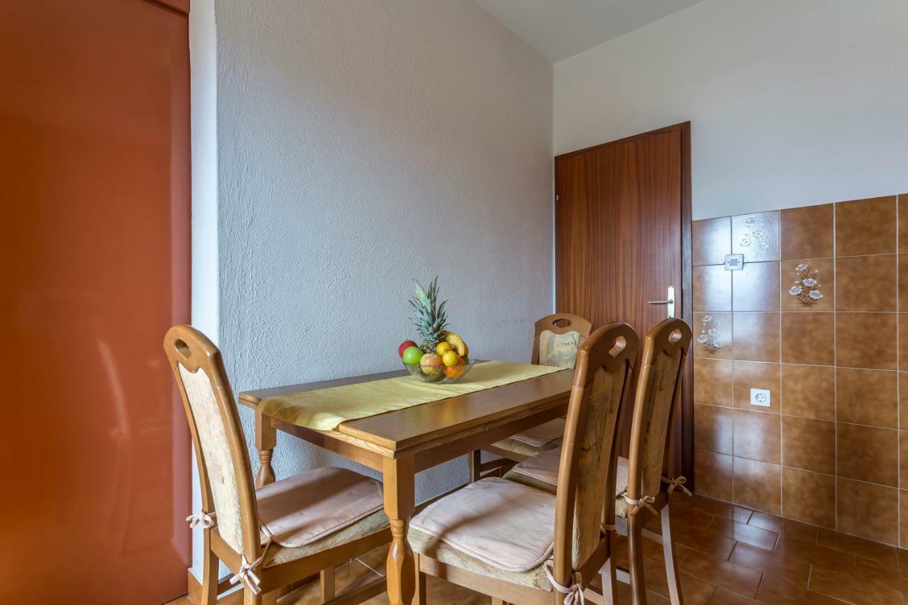 Apartmani Bezma Bol Luaran gambar